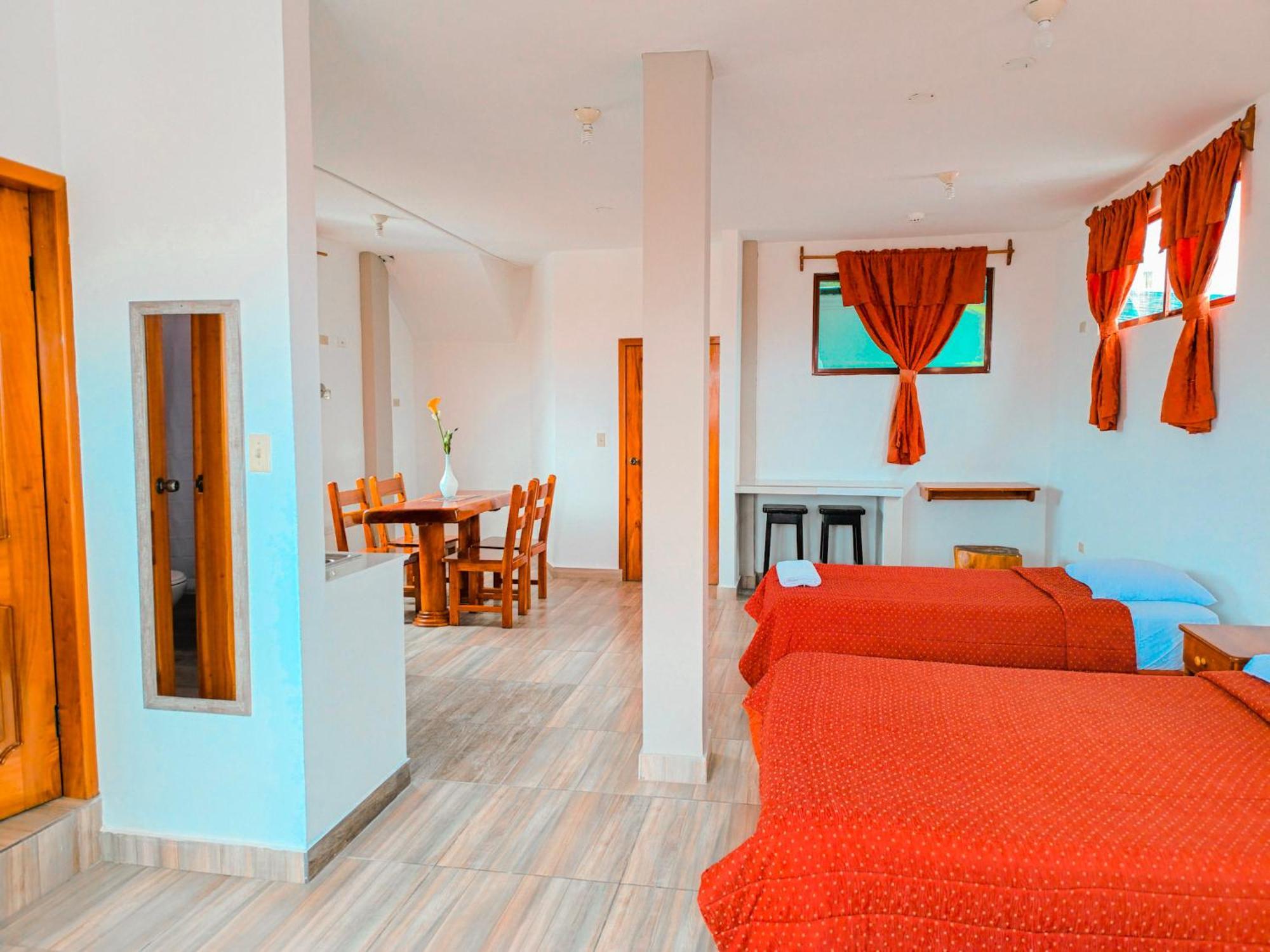 Suites En El Centro Пуэрто-Айора Экстерьер фото