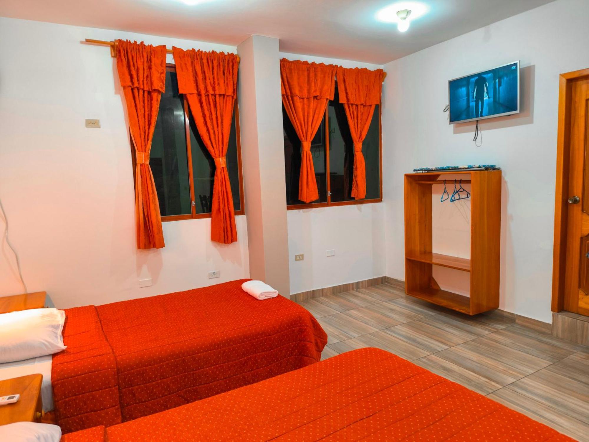 Suites En El Centro Пуэрто-Айора Экстерьер фото